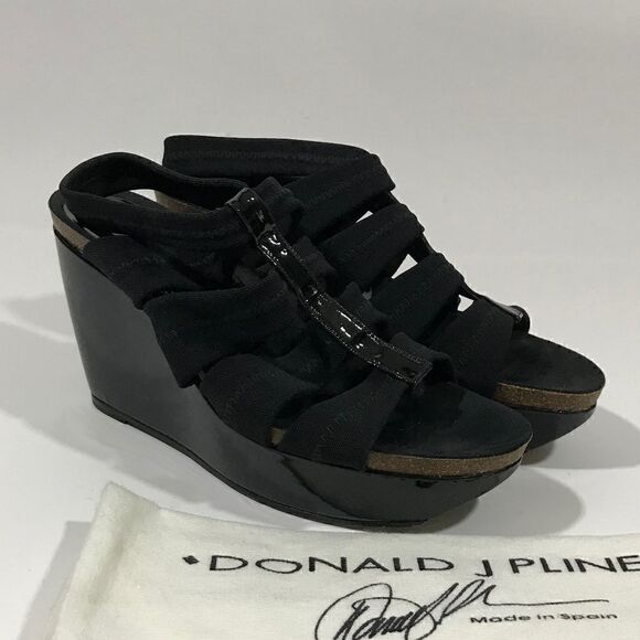 Donald J Pliner Mesh/Elastic Patent Platform Wedge - Picture 2 of 6